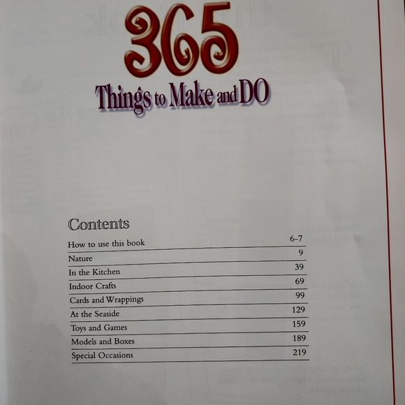 365 Things To Make and Do Book for Kids - Picture 4 of 11